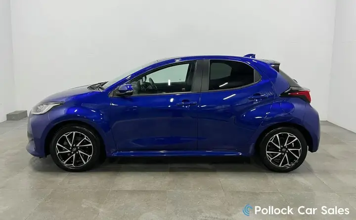 Toyota Yaris 2023 photo 3