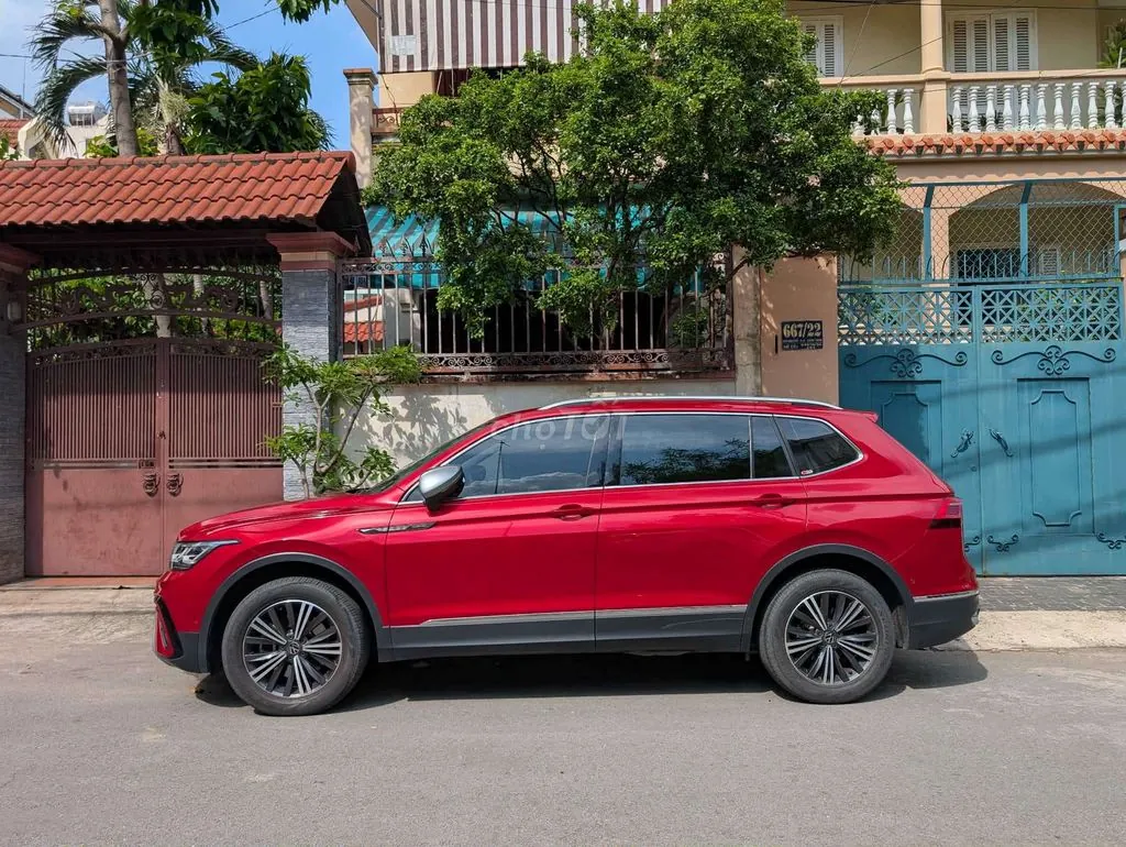 Volkswagen Tiguan 2023 photo 2