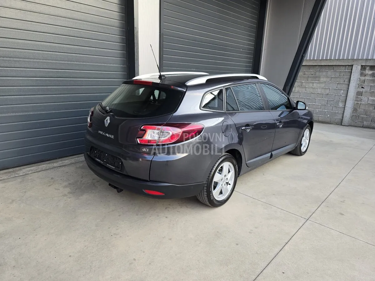 Renault Megane 2011 photo 5