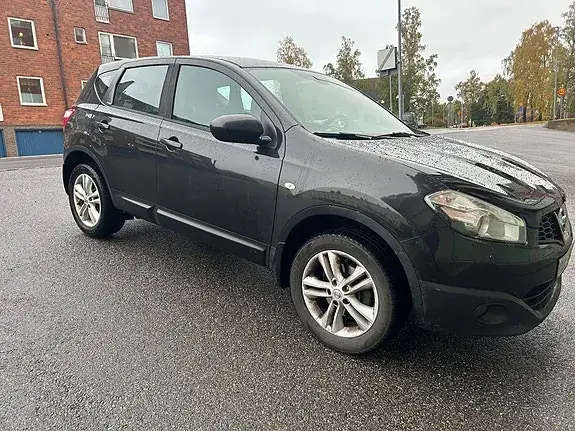 Nissan Qashqai 2010 photo 2