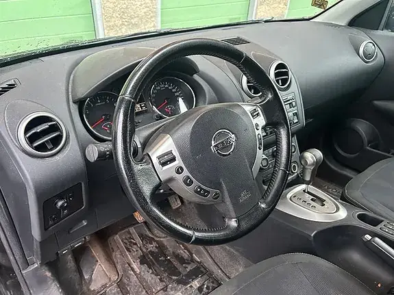 Nissan Qashqai 2010 photo 5