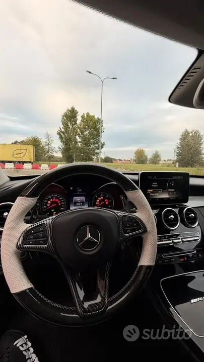 Mercedes-Benz C-Class 2016 photo 3