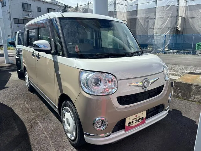 Daihatsu Mouve Canvas 2017 photo 3