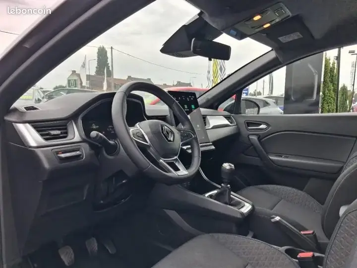 Renault Captur 2024 photo 4