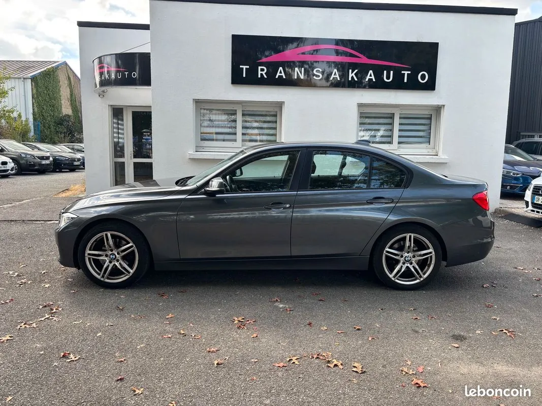 BMW Série 3 2013 photo 2