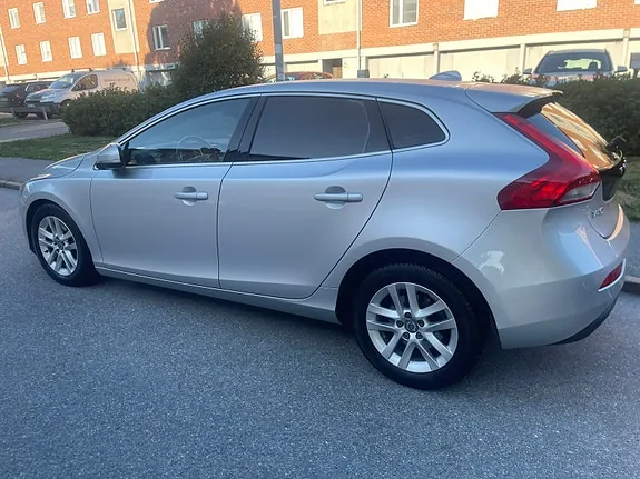 Volvo V40 2015 photo 3