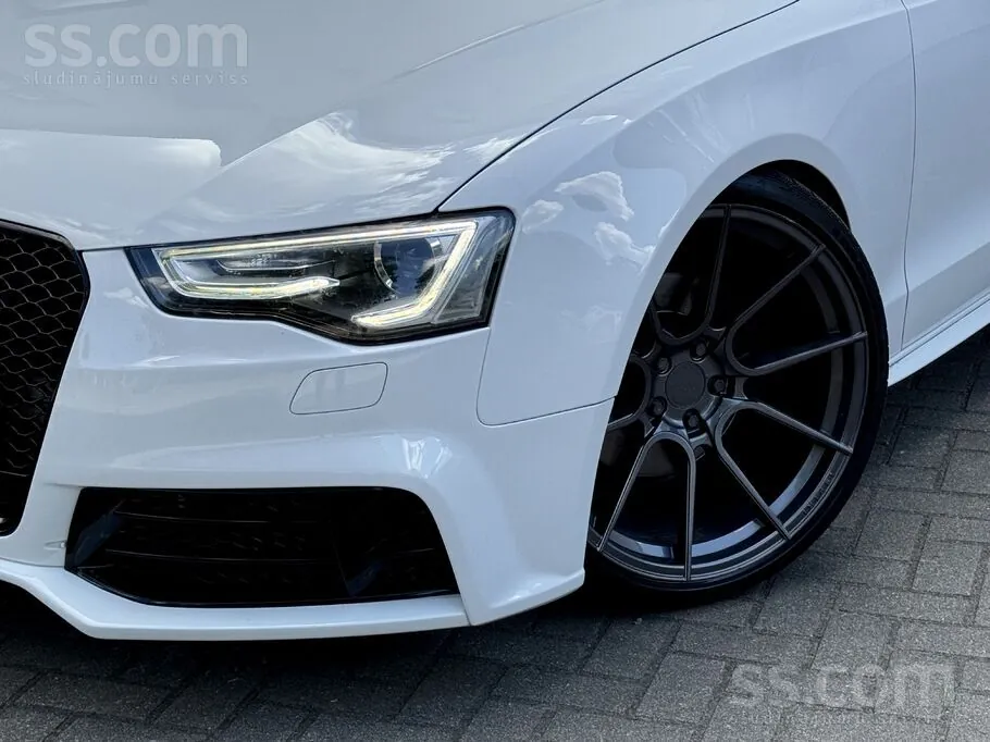 Audi A5 2011 photo 5