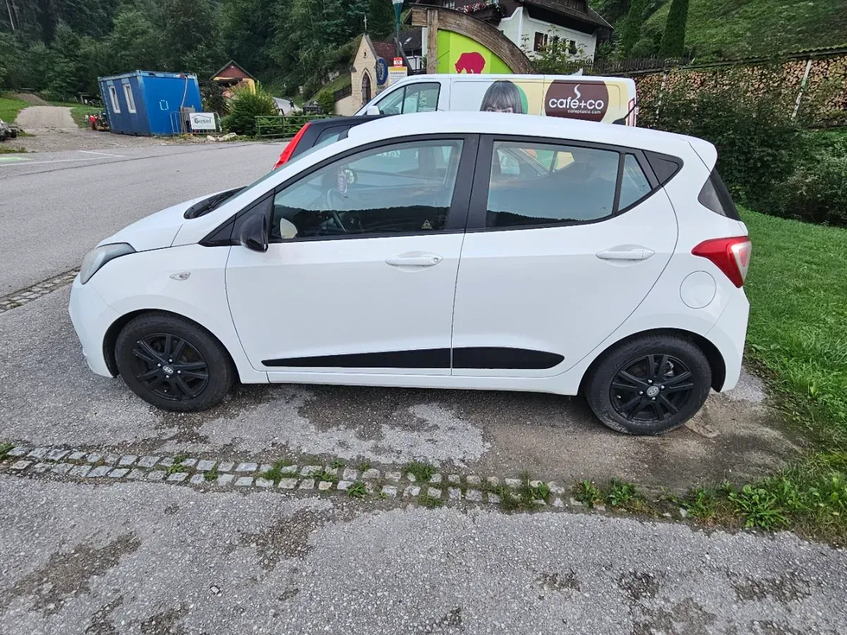 Hyundai I10 2015 photo 2