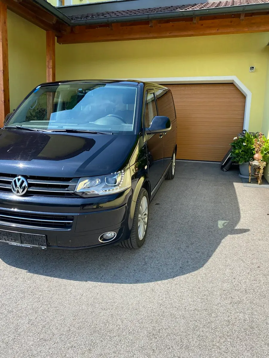 Volkswagen Multivan 2013 photo 3