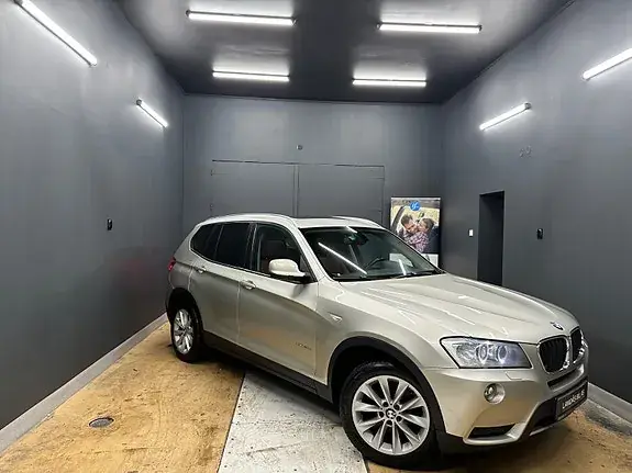 BMW X3 2012 photo 3