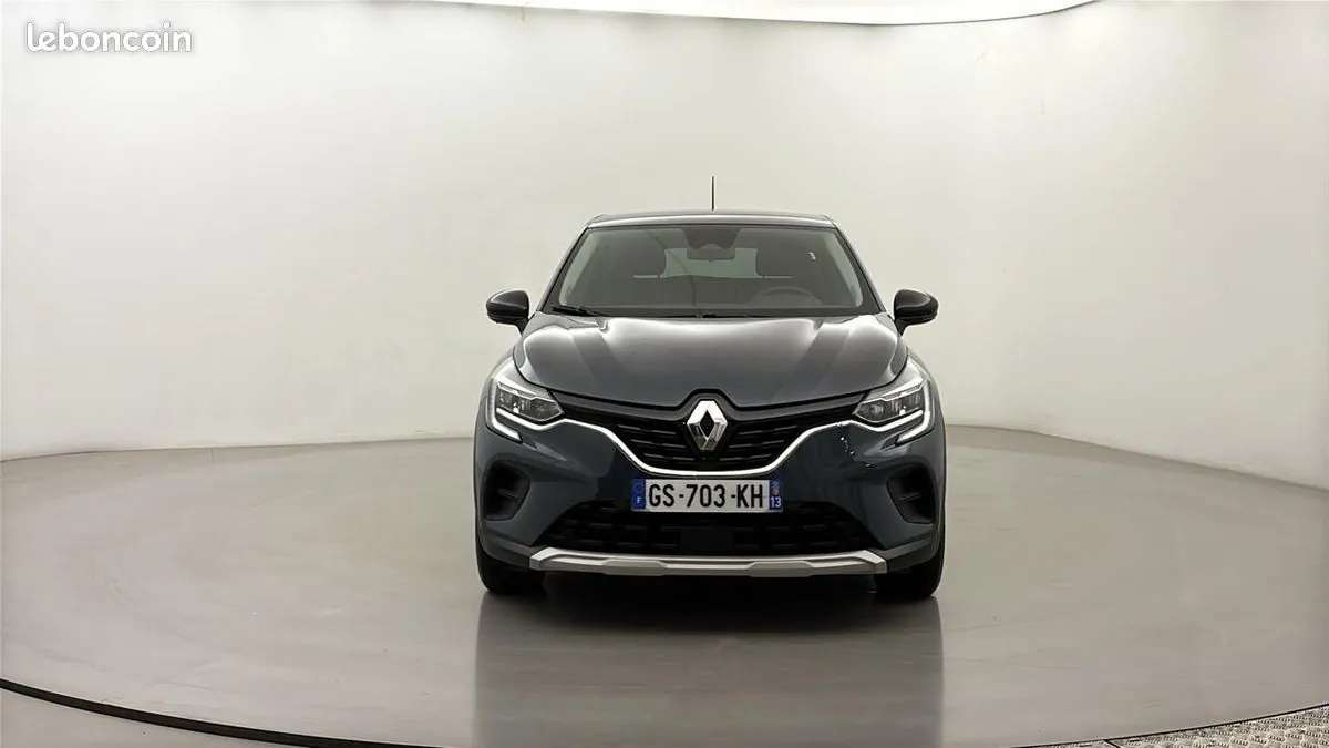 Renault Captur 2023 photo 2