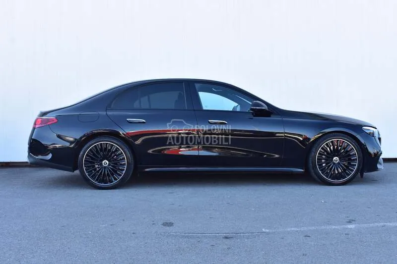 Mercedes-Benz E 220 2023 photo 3