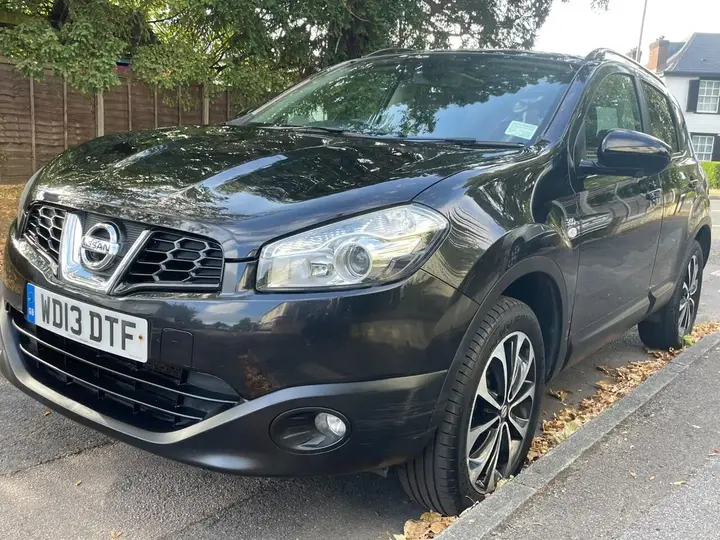 Nissan Qashqai 2013 photo 2