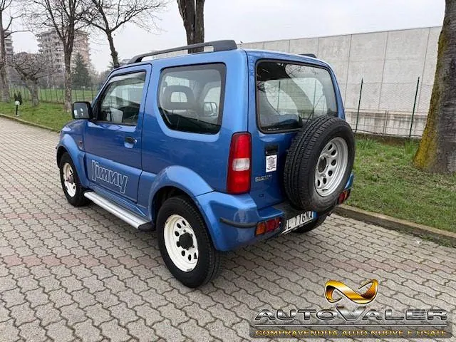 Suzuki Jimny 2000 photo 3