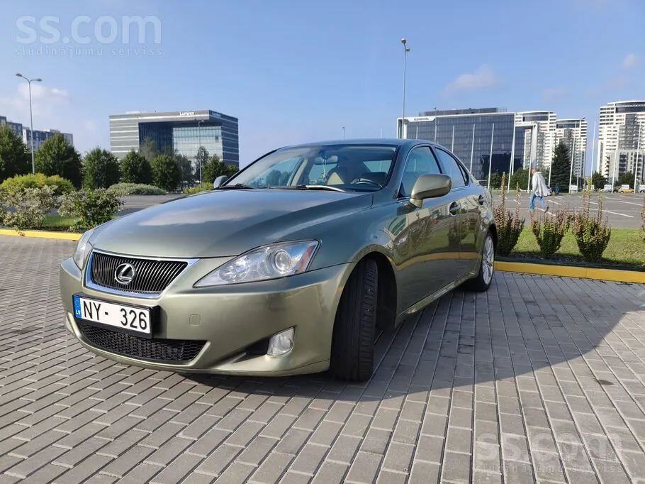 Lexus Is 2008 photo 2