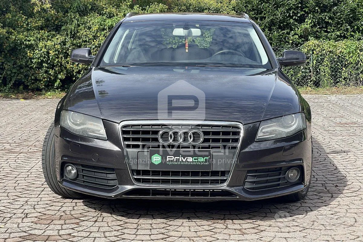 Audi A4 Avant 2011 photo 2