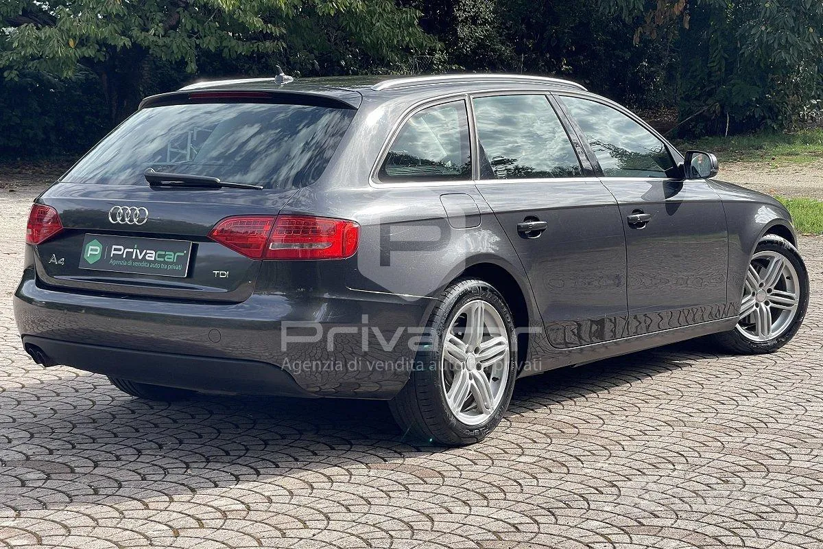 Audi A4 Avant 2011 photo 5