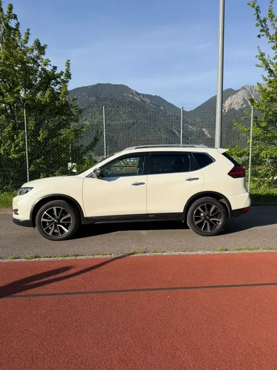 Nissan X-Trail 2018 photo 2