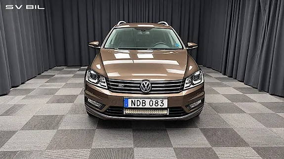 Volkswagen Passat 2013 photo 2