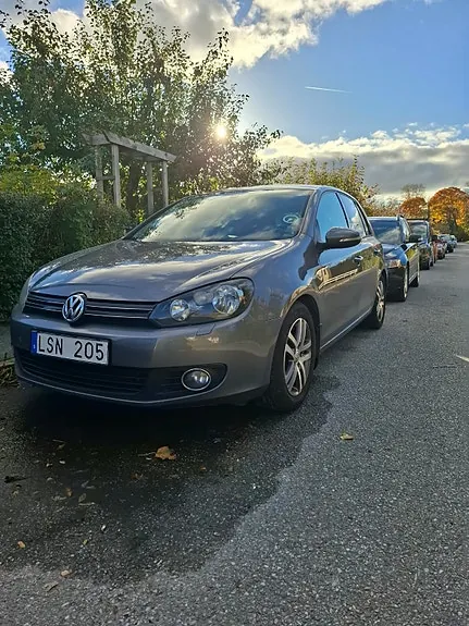 Volkswagen Golf Vi 2011 photo 2