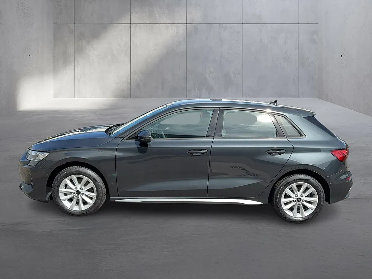 Audi A3 2026 photo 2