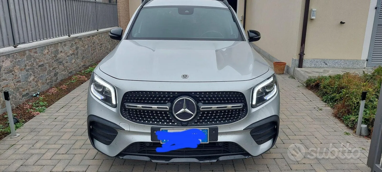 Mercedes-Benz Glb