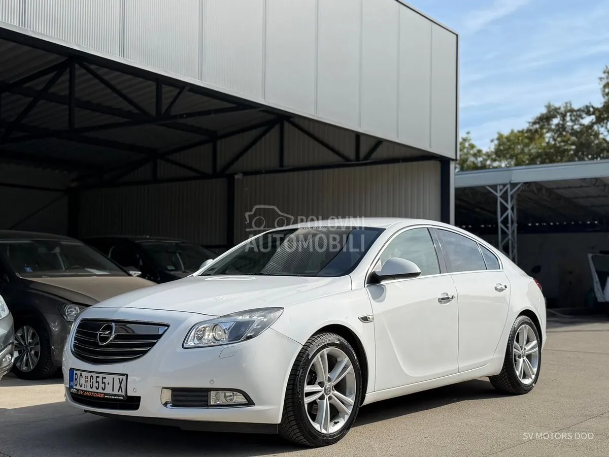 Opel Insignia 2011 photo 2