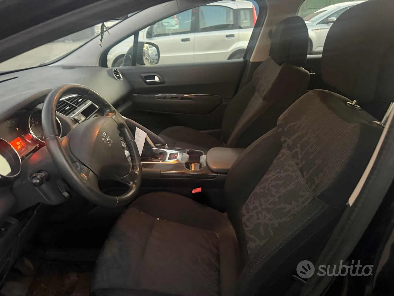 Peugeot 3008 2010 photo 5