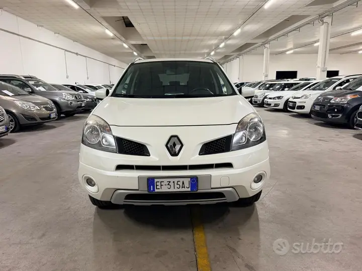 Renault Koleos 2010 photo 3