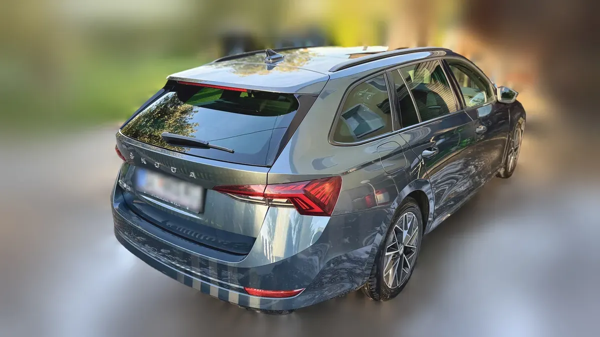 Skoda Octavia 2021 photo 3