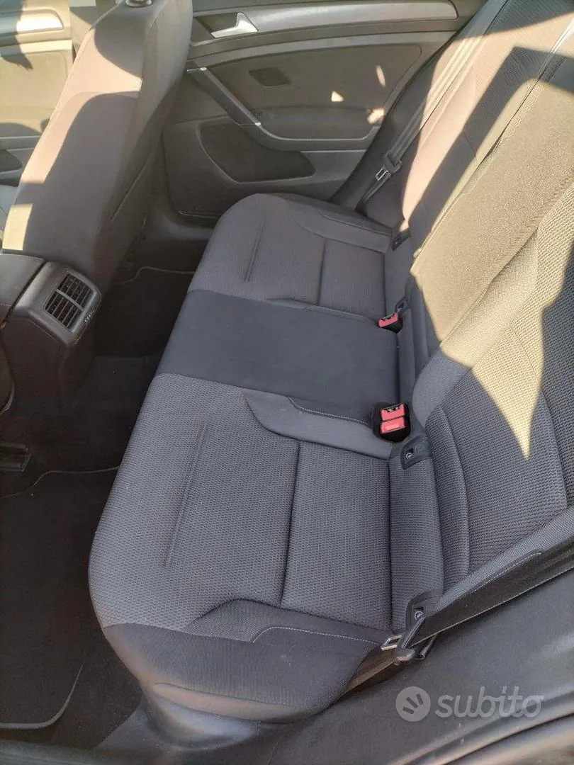 Volkswagen Golf 2019 photo 3