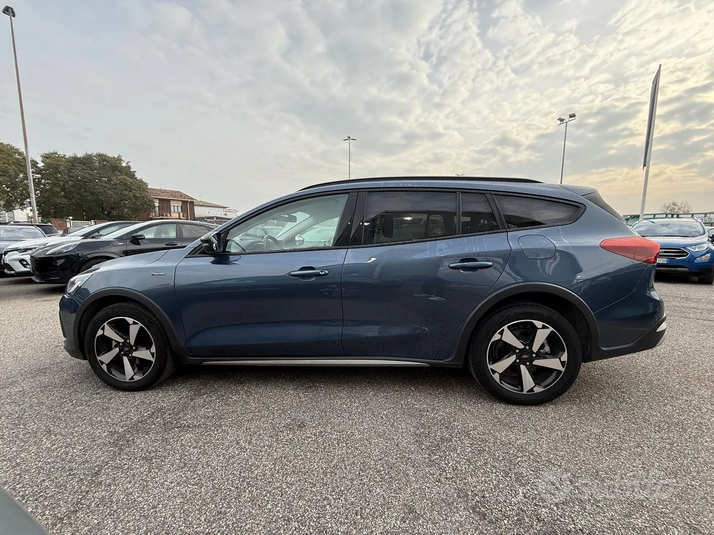 Ford Focus 2023 photo 4