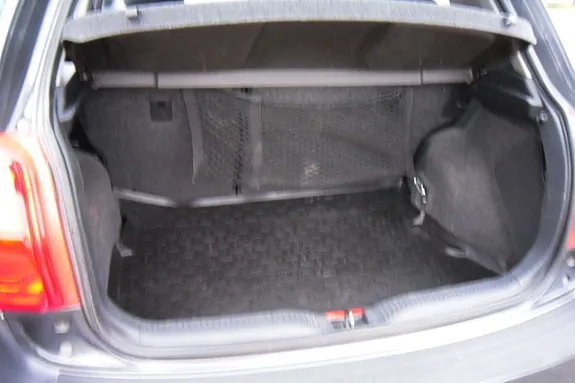Toyota Auris 2010 photo 5