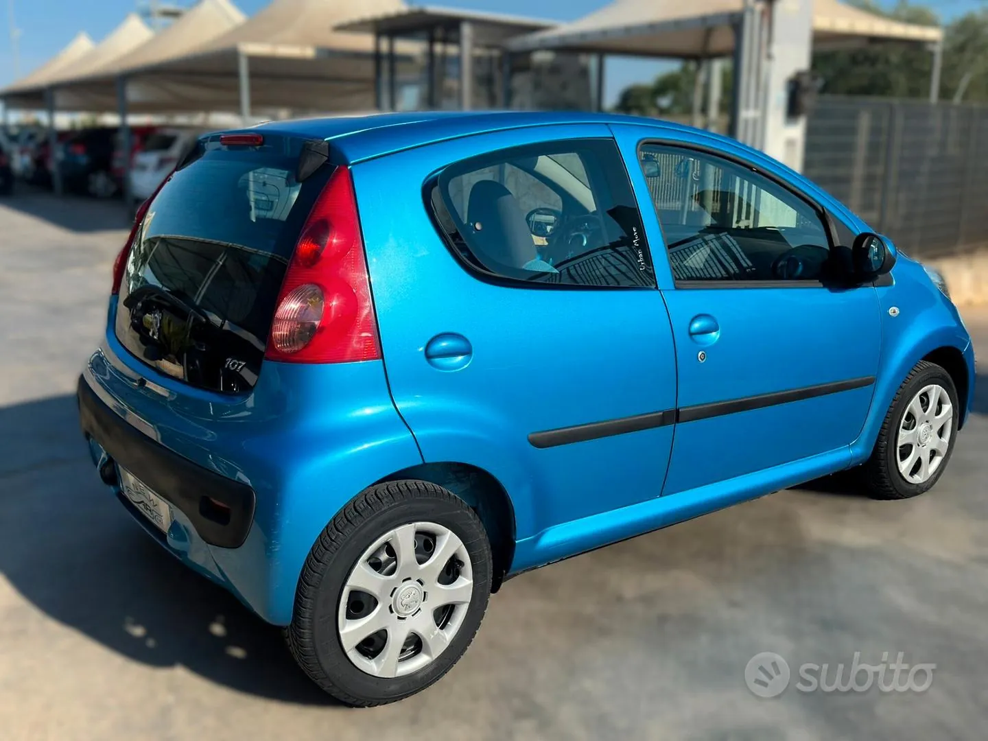 Peugeot 107 2008 photo 2