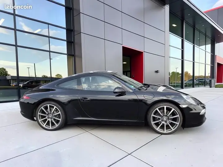 Porsche 911 2012 photo 2