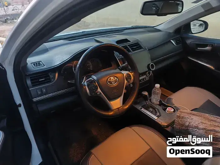 Toyota Camry 2014 photo 2