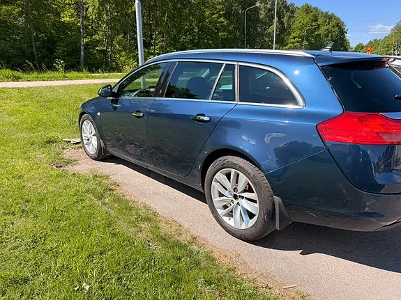 Opel Insignia 2011 photo 4