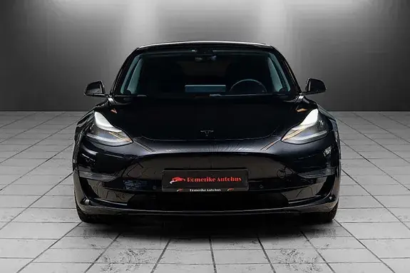 Tesla Model 3 2020 photo 5