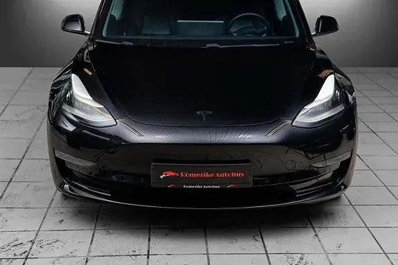 Tesla Model 3 2020 photo 4