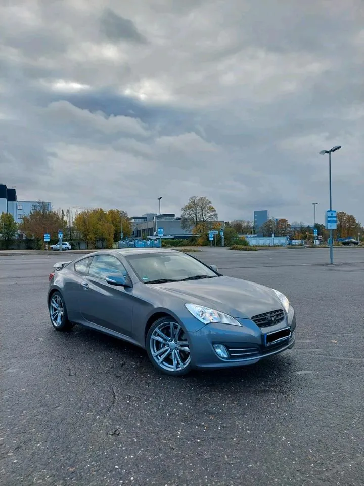 Hyundai Genesis Coupe