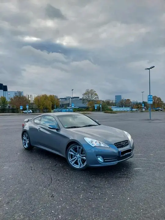 Hyundai Genesis Coupe