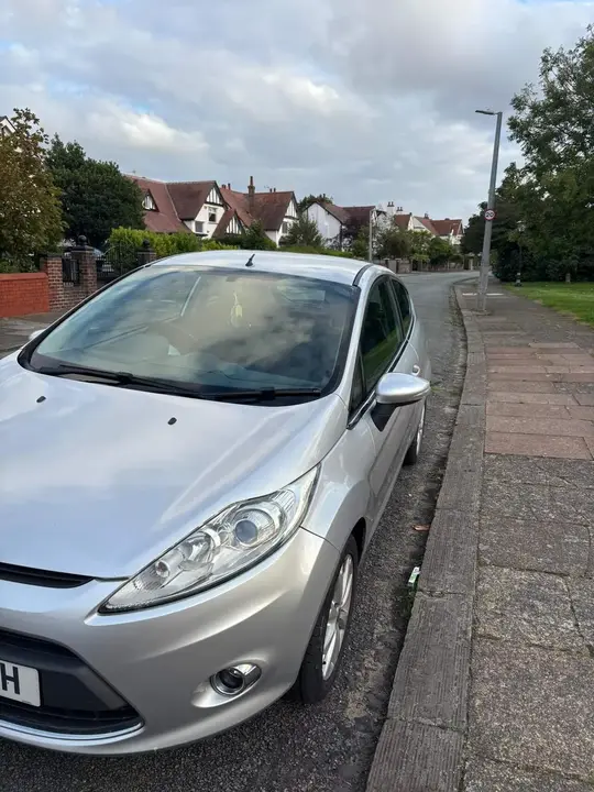 Ford Fiesta 2010 photo 5