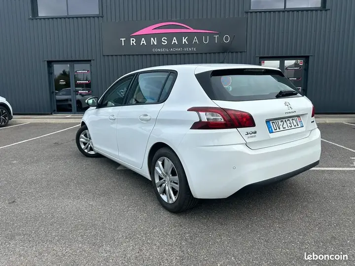 Peugeot 308 2015 photo 5