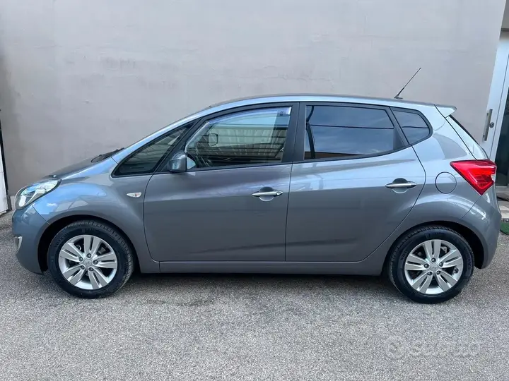 Hyundai Ix20 2015 photo 4