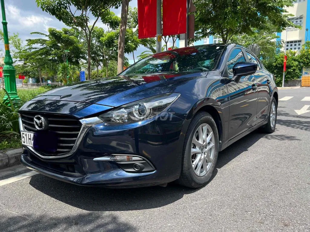 Mazda 3 2019 photo 2