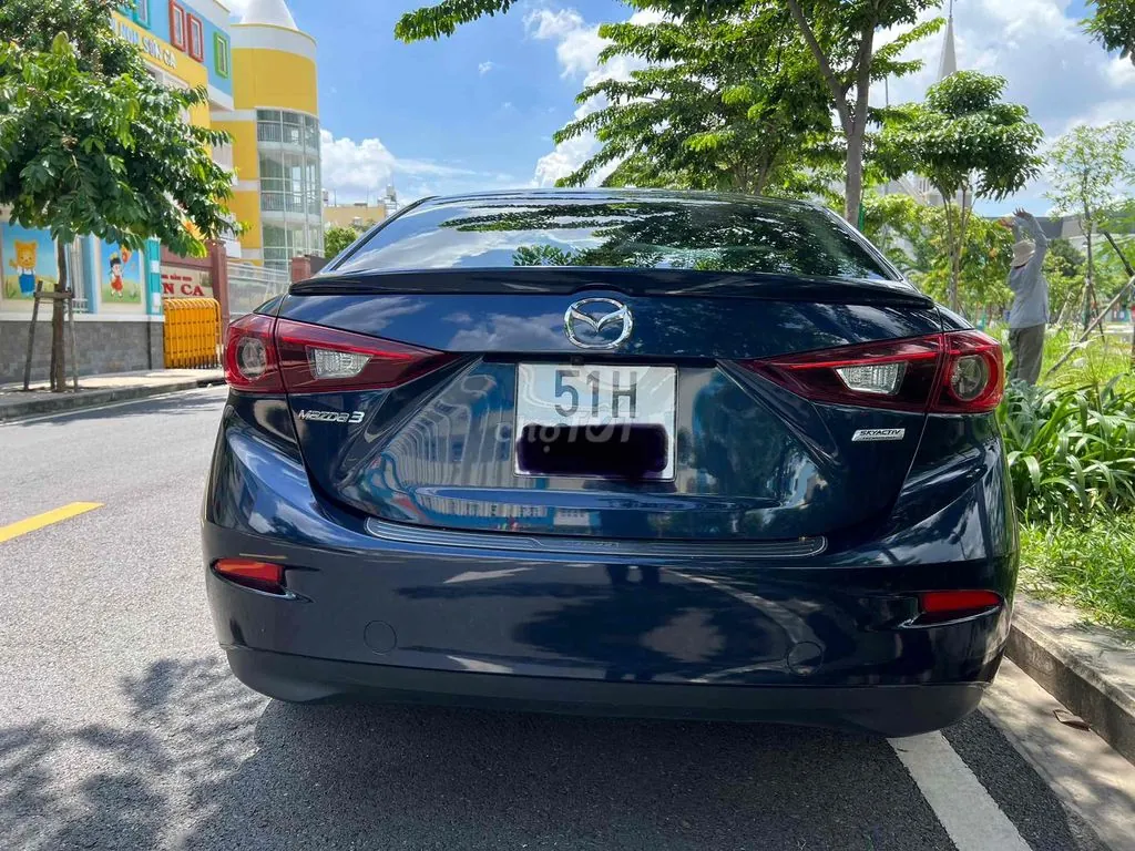 Mazda 3 2019 photo 3