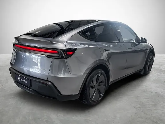 Tesla Model Y 2025 photo 5
