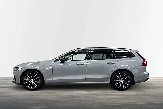 Volvo V60 2025 photo 3