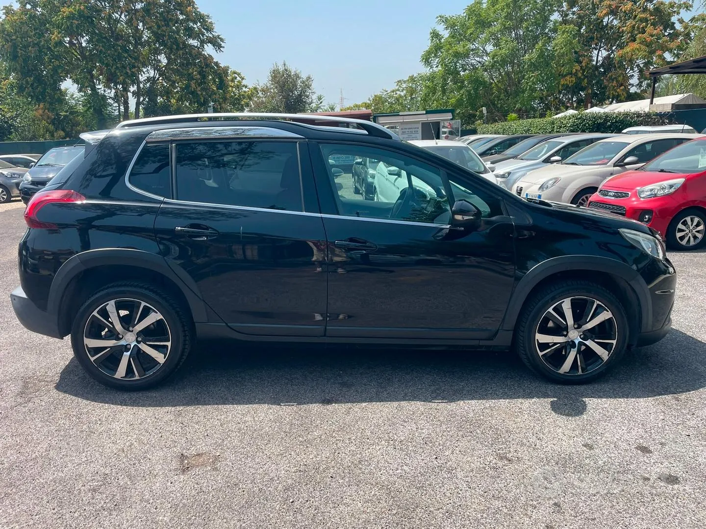 Peugeot 2008 2017 photo 4