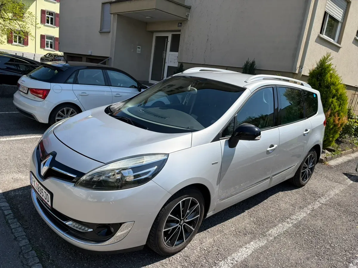 Renault Scenic 2014 photo 2